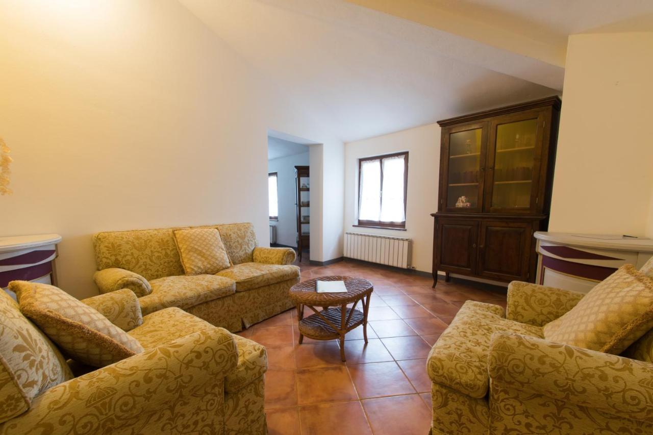 Casa Vacanze Villa Giusterna Monte Benichi Екстер'єр фото